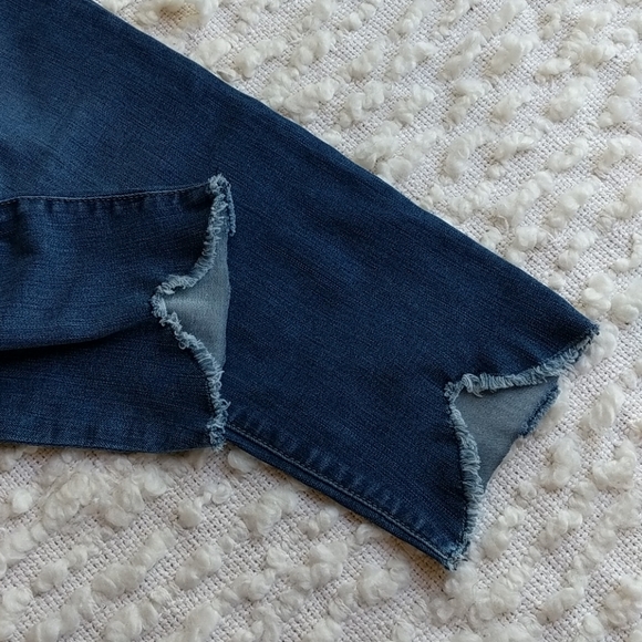 Kut from the Kloth Connie Skinny Crop Size 12 - Picture 7 of 9